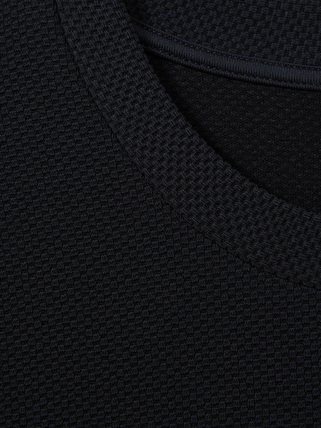 Textured Crew-Neck T-Shirt in Navy