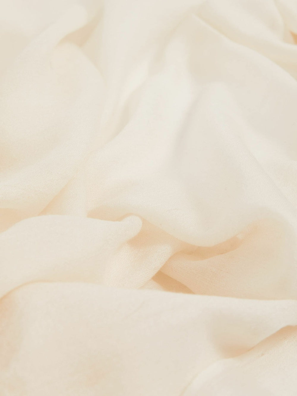 Wool-Cashmere Lightweight Scarf in Off White