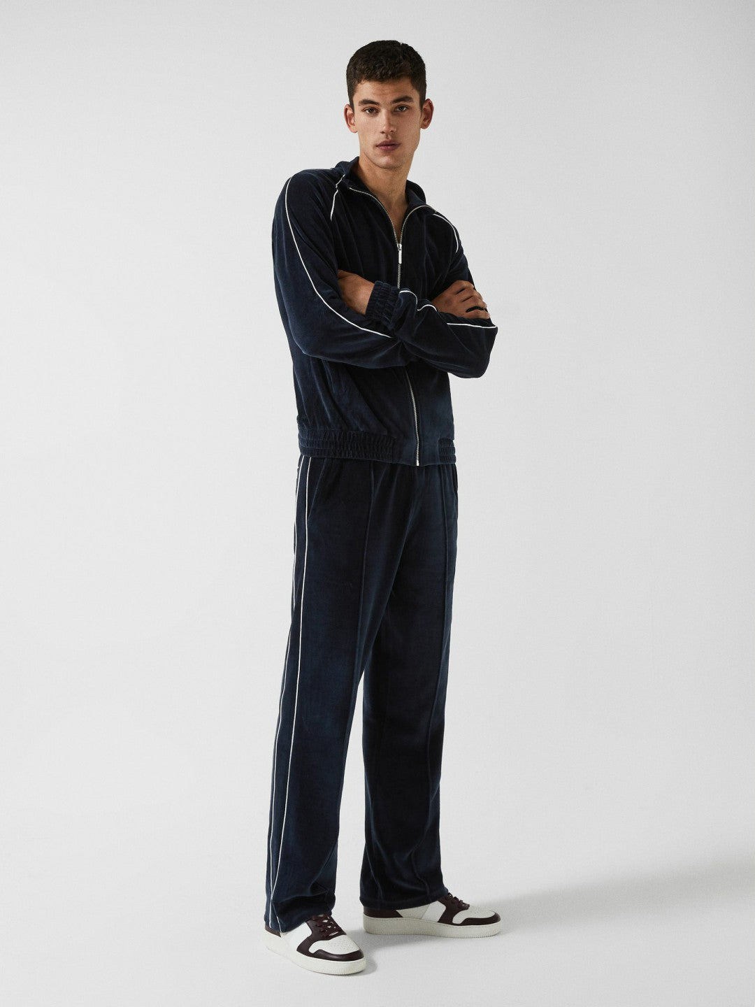 Velour Jogger With Piping in Navy