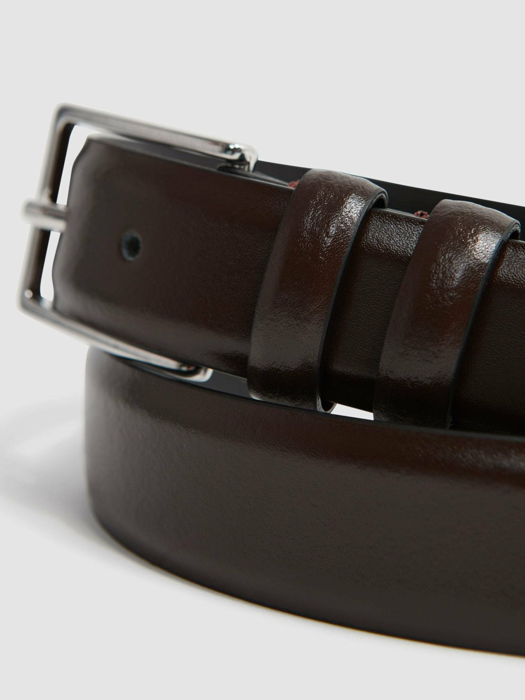 Smooth Leather Belt in Chocolate