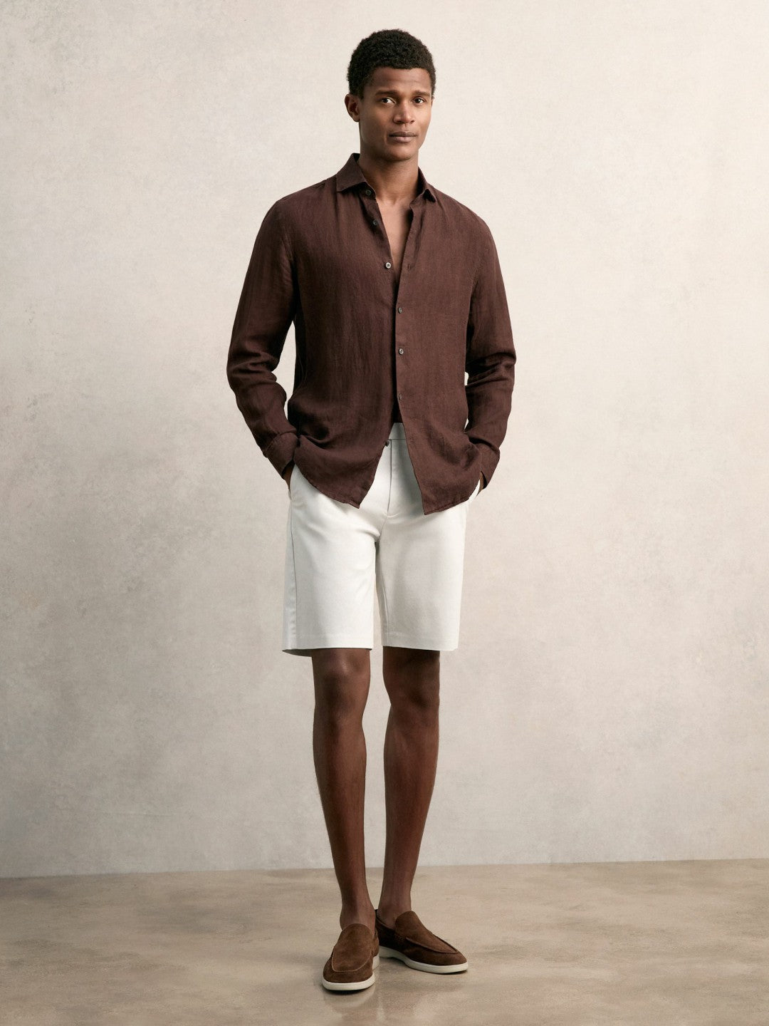 Cotton Chino Shorts with Stretch in Chalk