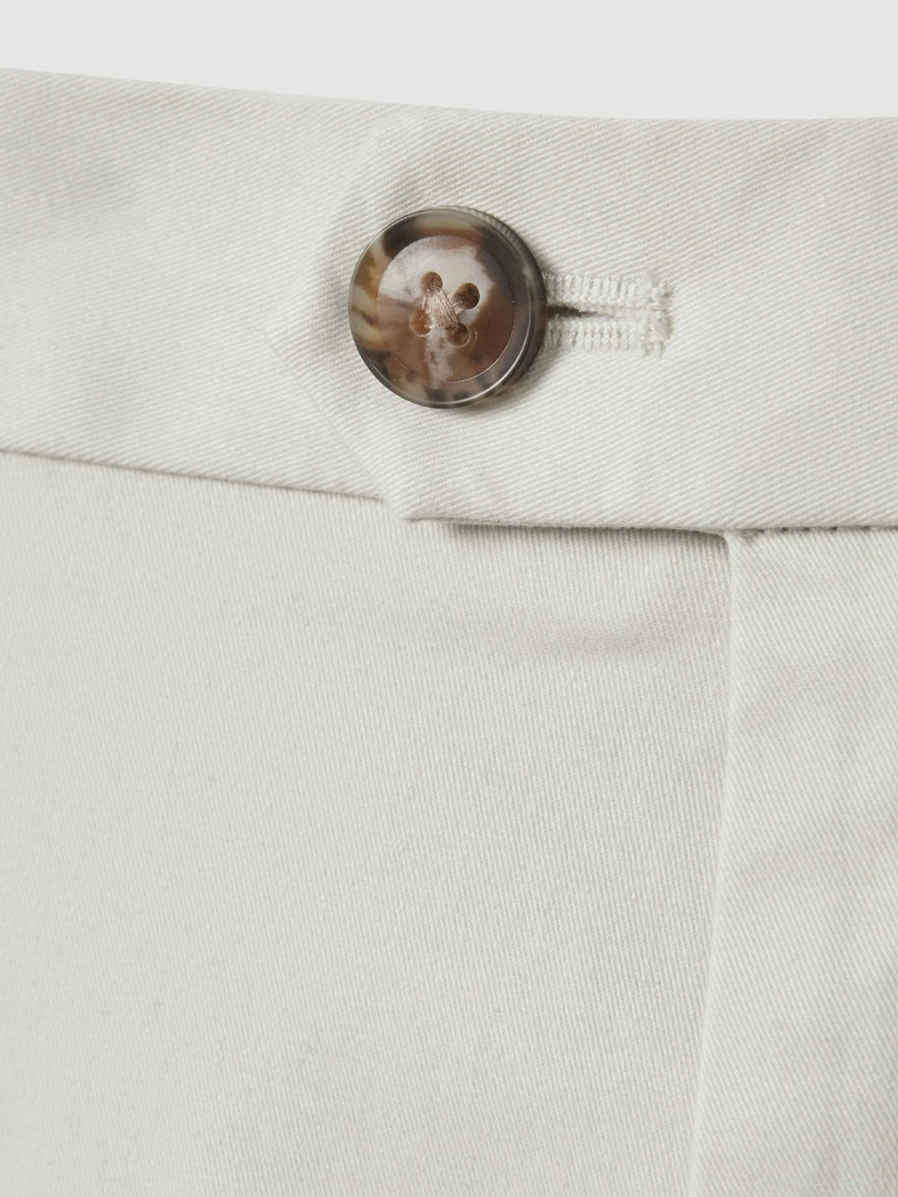 Cotton Chino Shorts with Stretch in Chalk