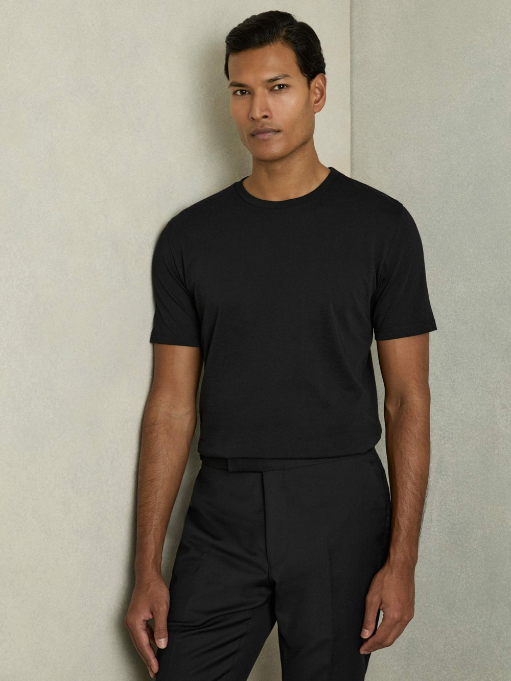 Cotton Crew Neck T-Shirt in Black