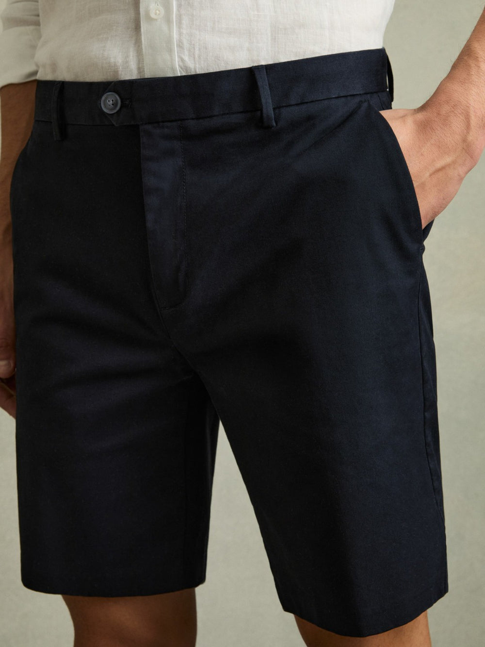 Cotton Chino Shorts with Stretch in Navy