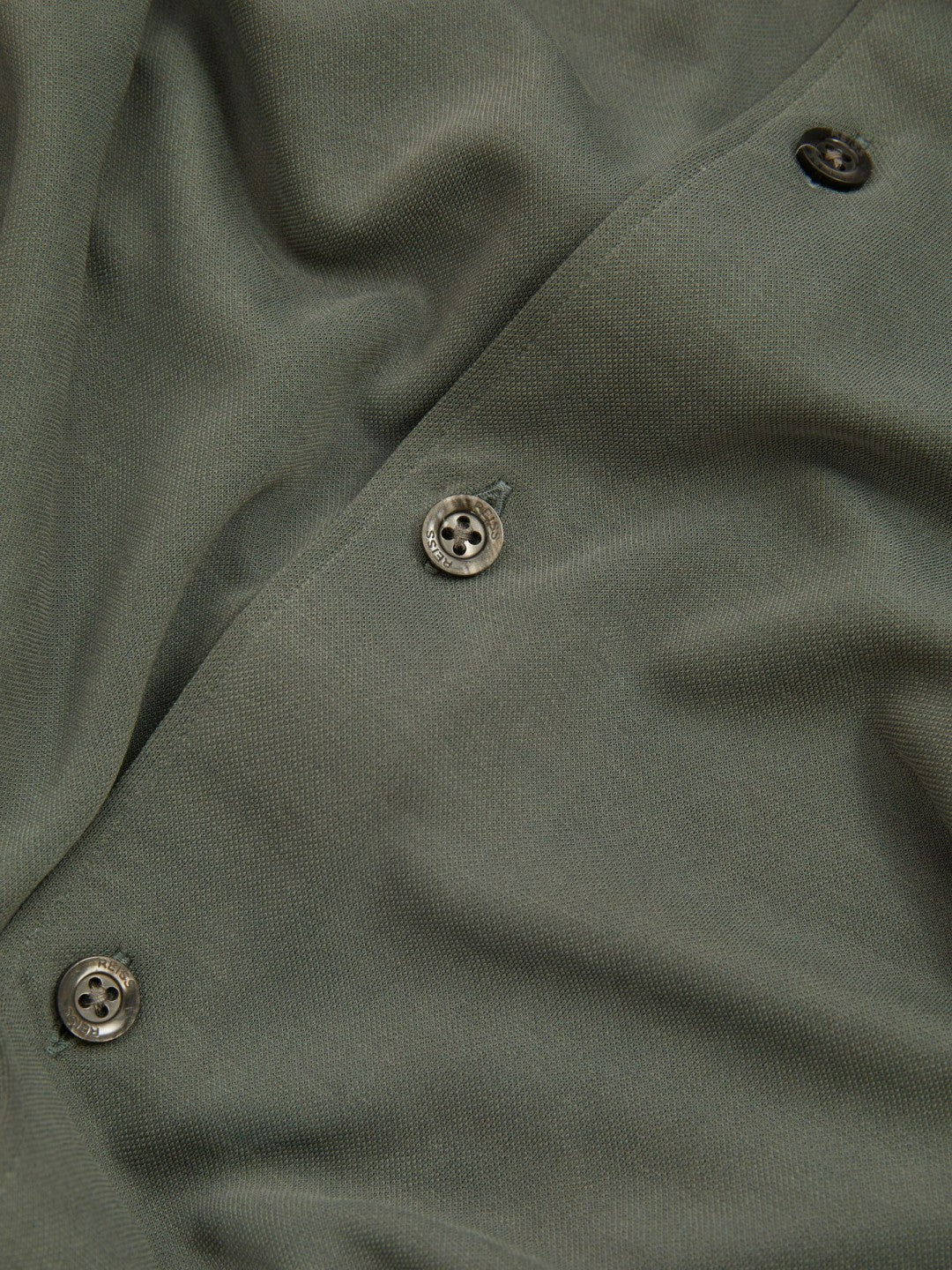 Modal Blend Cutaway Collar Shirt in Green Smoke