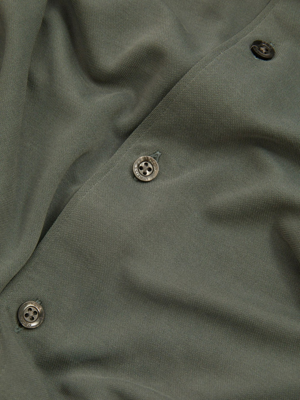 Modal Blend Cutaway Collar Shirt in Green Smoke