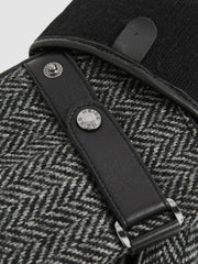 Leather And Wool-Blend Herringbone Gloves in Black