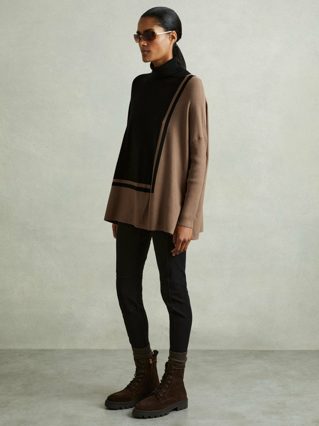 Colourblock Roll Neck Split Hem Jumper in Black/Mink