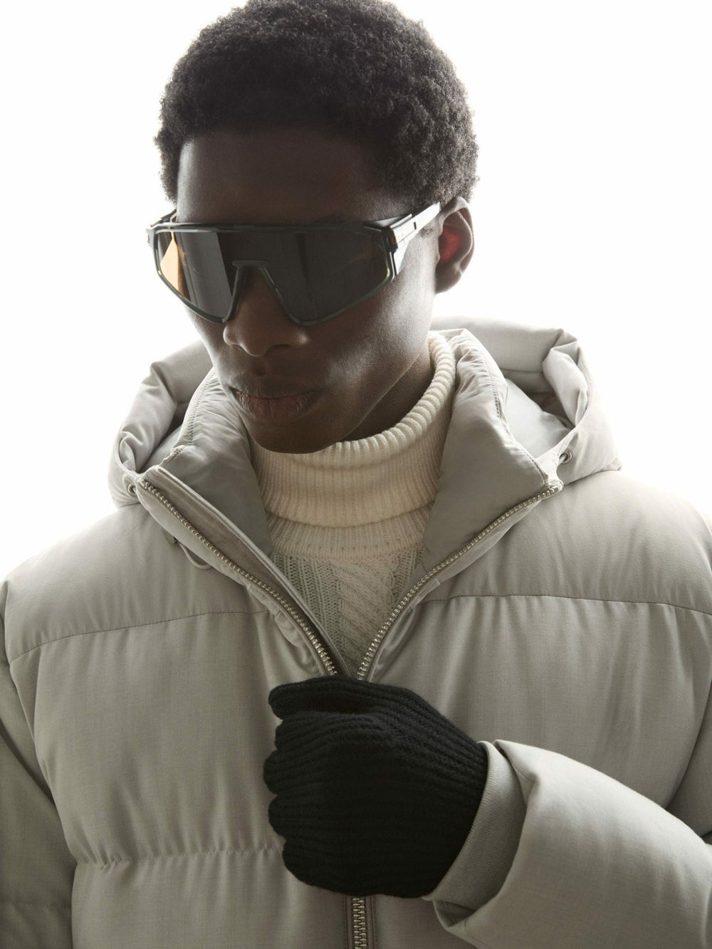Ribbed-Merino Touchscreen Gloves in Black