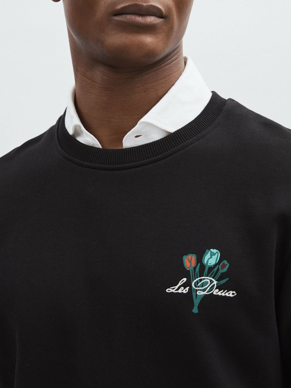 Les Deux Cotton Café Sweatshirt in Black Print