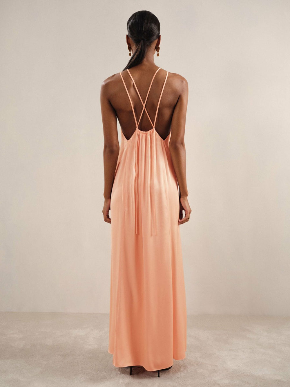 Petite Satin Halterneck Maxi Dress in Peach