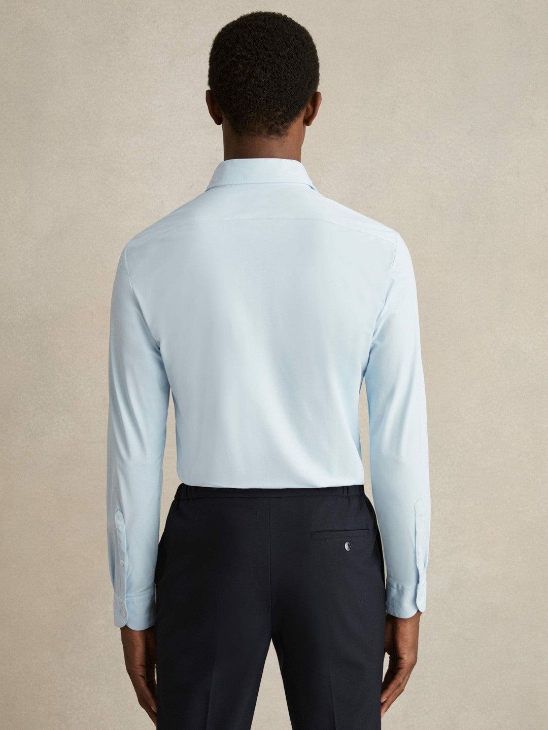 Long-Sleeve Travel Shirt in Soft Blue