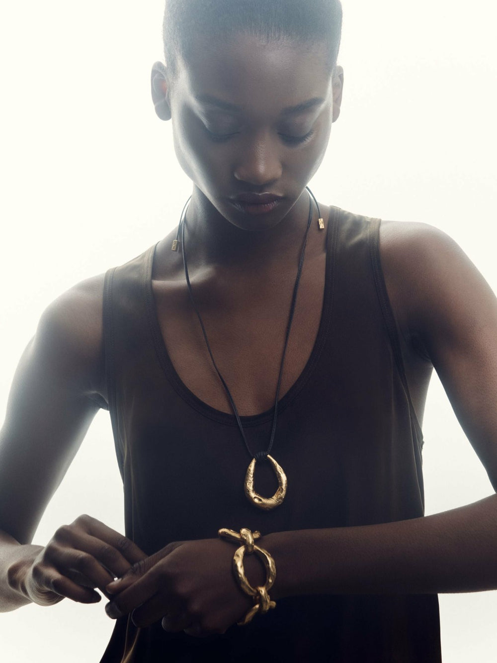 Molten Link Pendant Necklace in Gold Tone