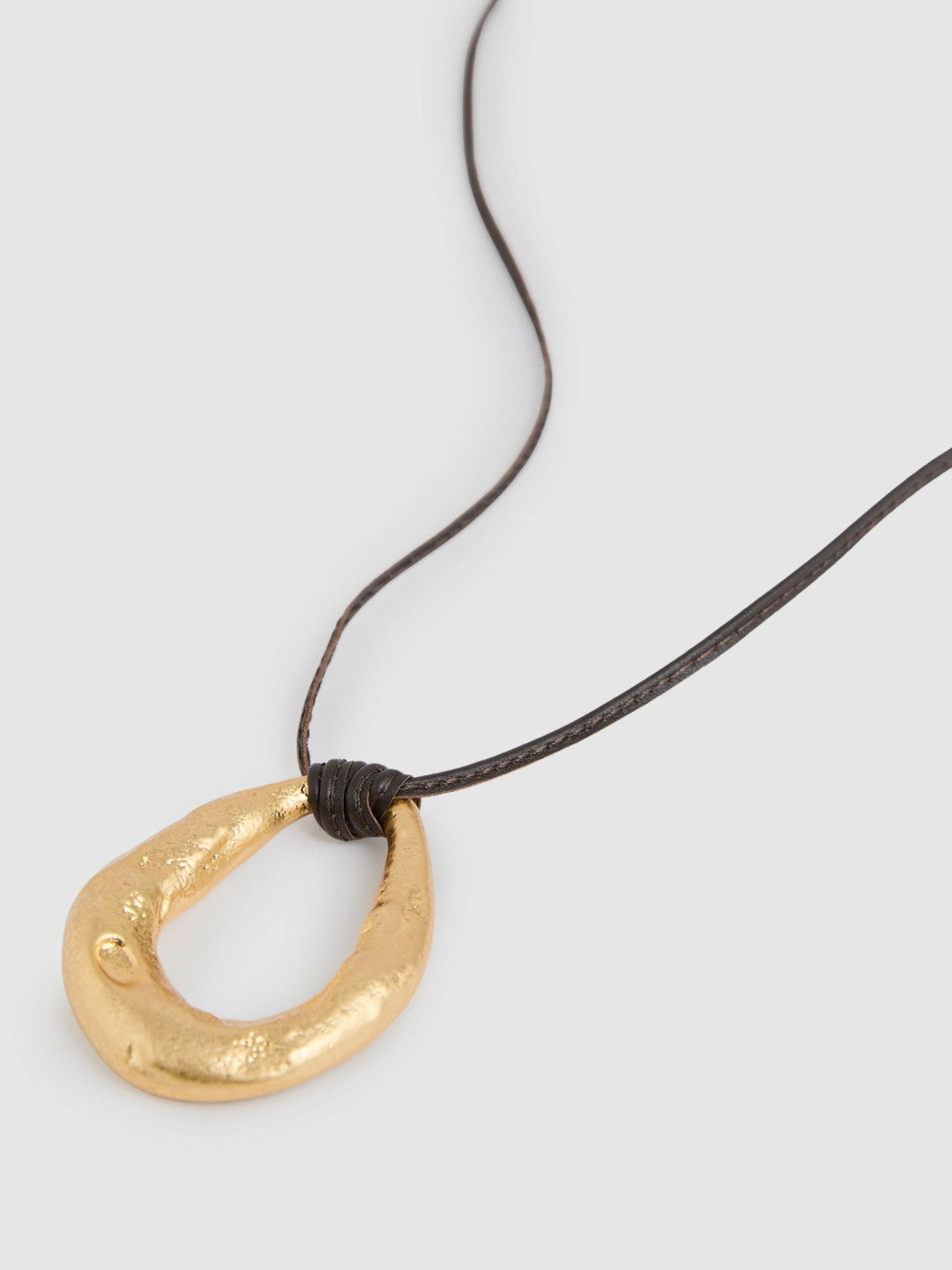 Molten Link Pendant Necklace in Gold Tone