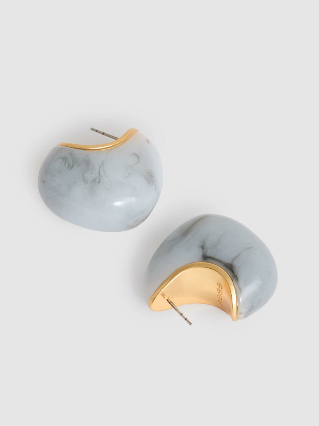 Curve Marble Scoop Earrings in Gold Tone