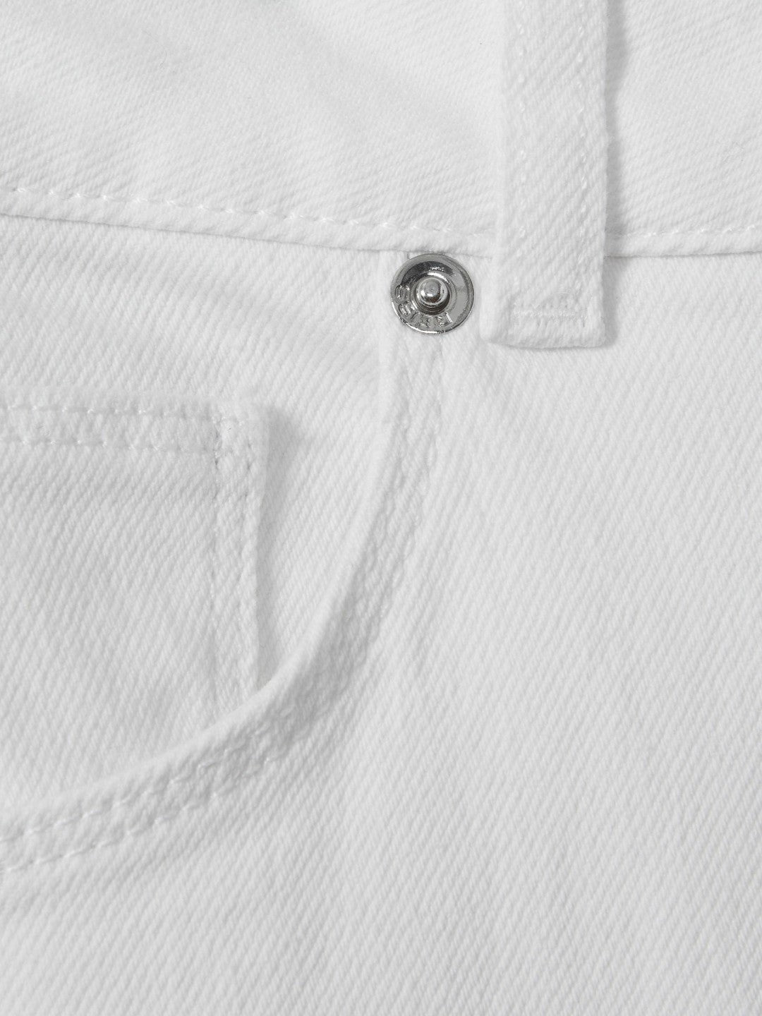 Petite Mid-Rise Straight-Leg Jeans in White
