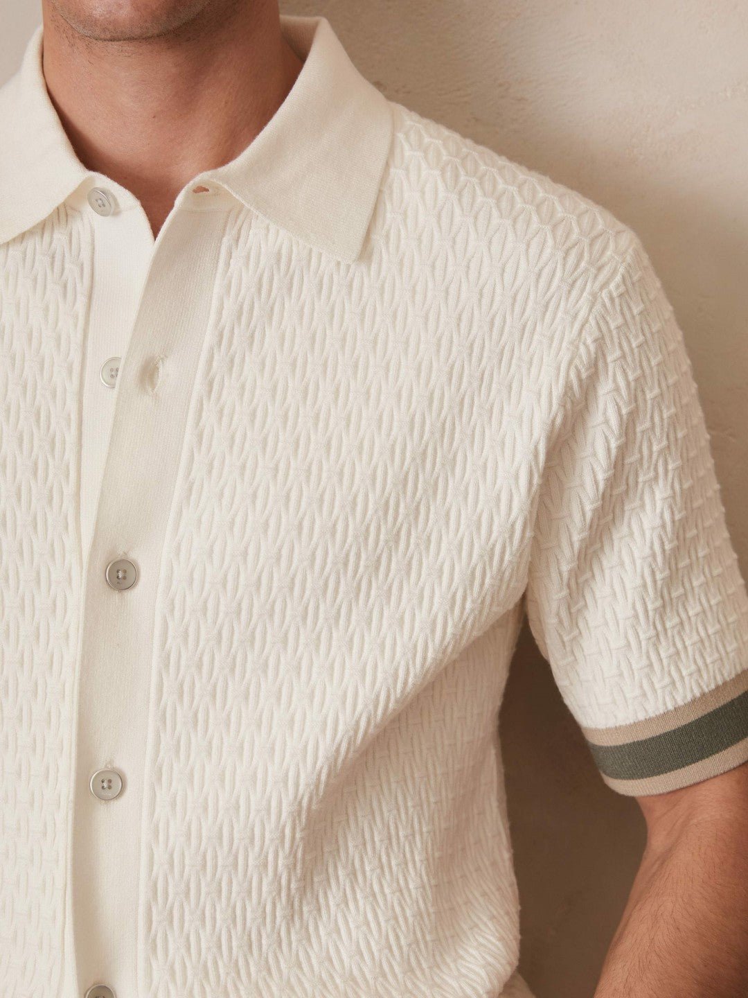 | Ché Textured Cuff-Trim Shirt in White