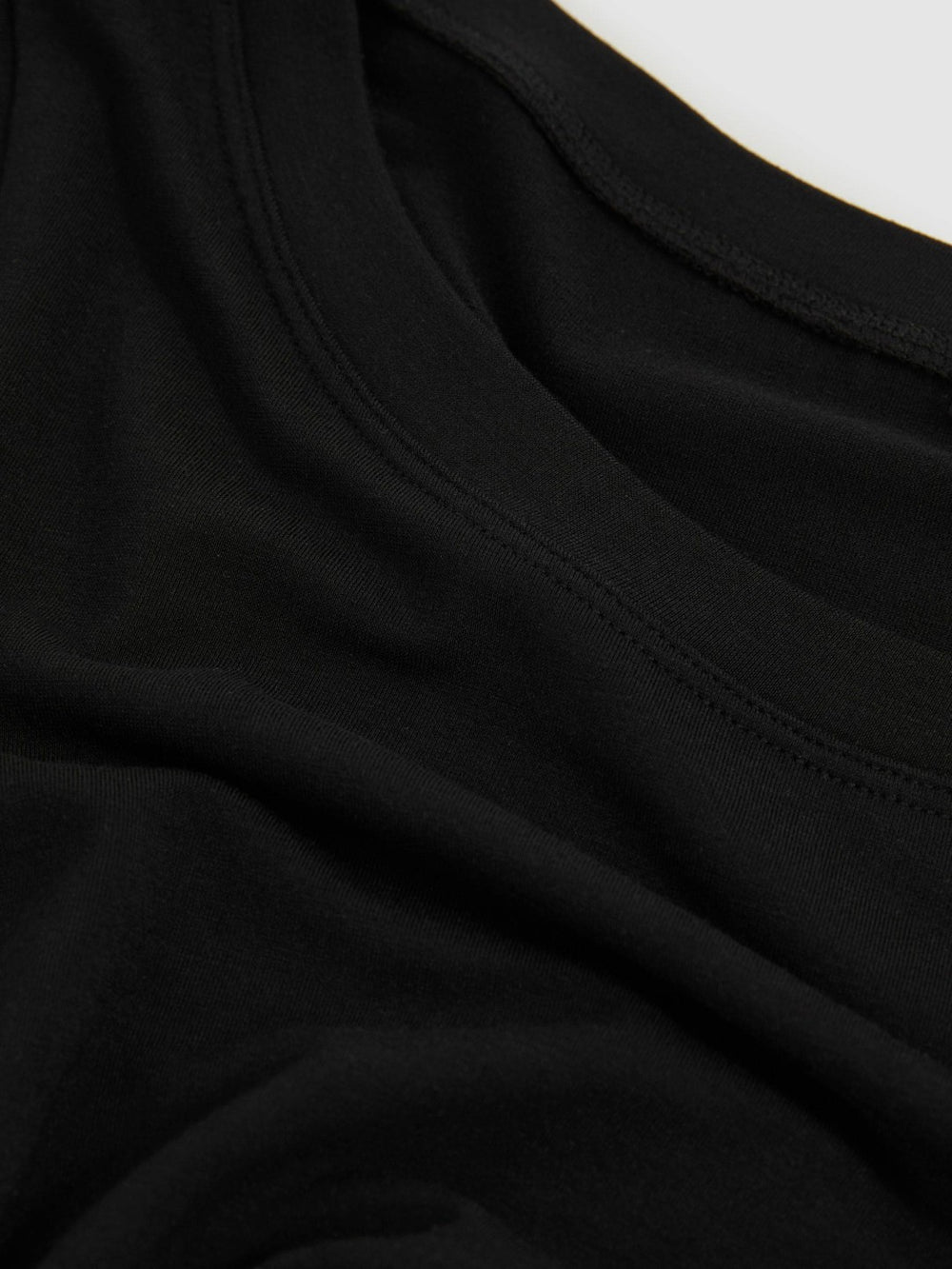 Short Sleeve T-Shirt in Black