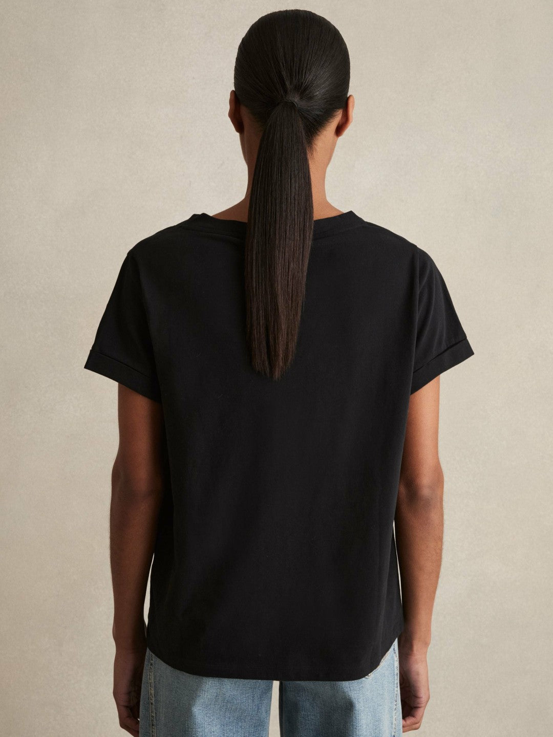 Brushed-Cotton V-Neck T-Shirt in Black