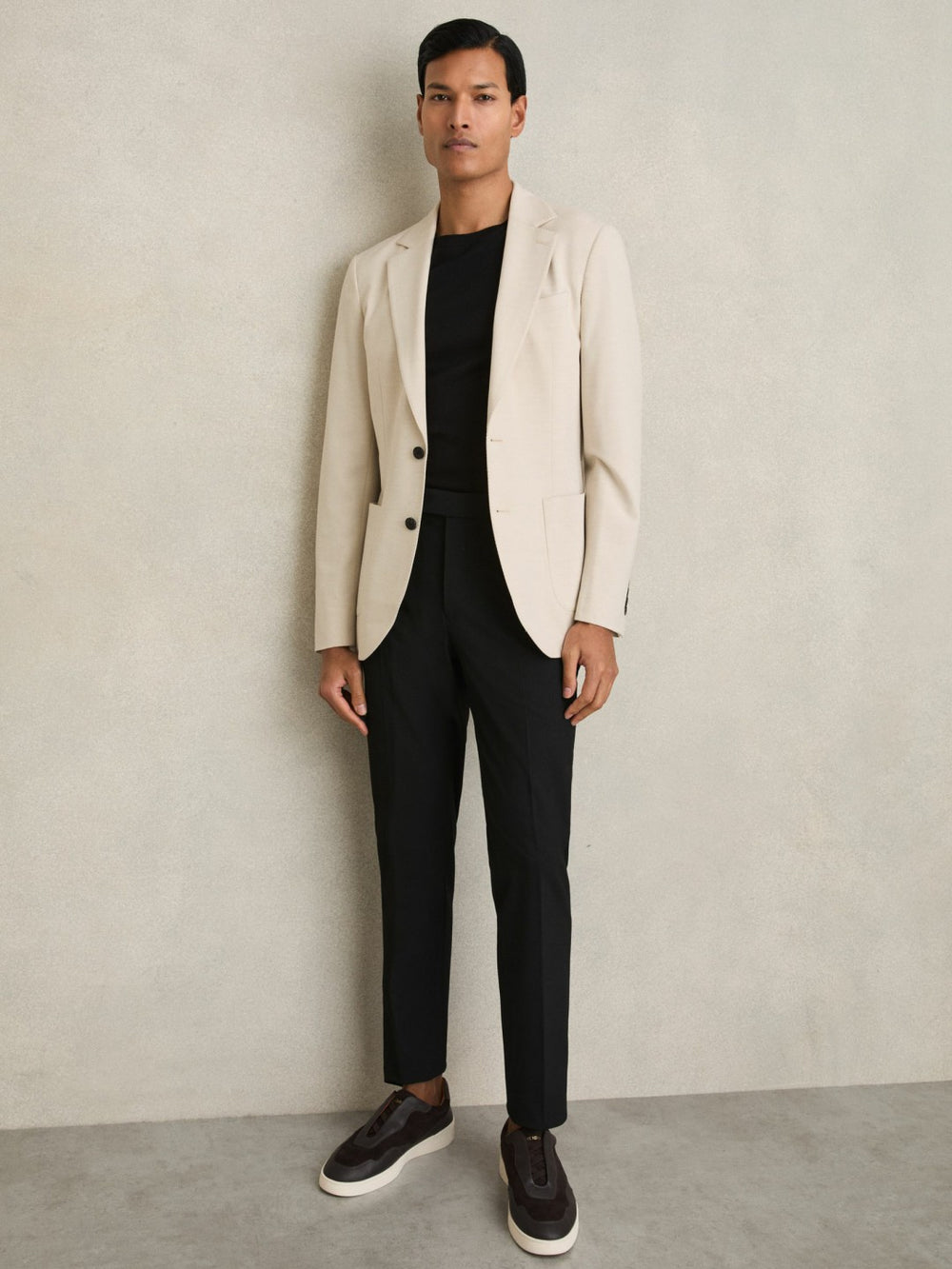 Slim-Fit Internal-Drawstring Trousers in Black