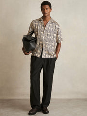 Wave Print Cuban Collar Shirt in Off White/Navy