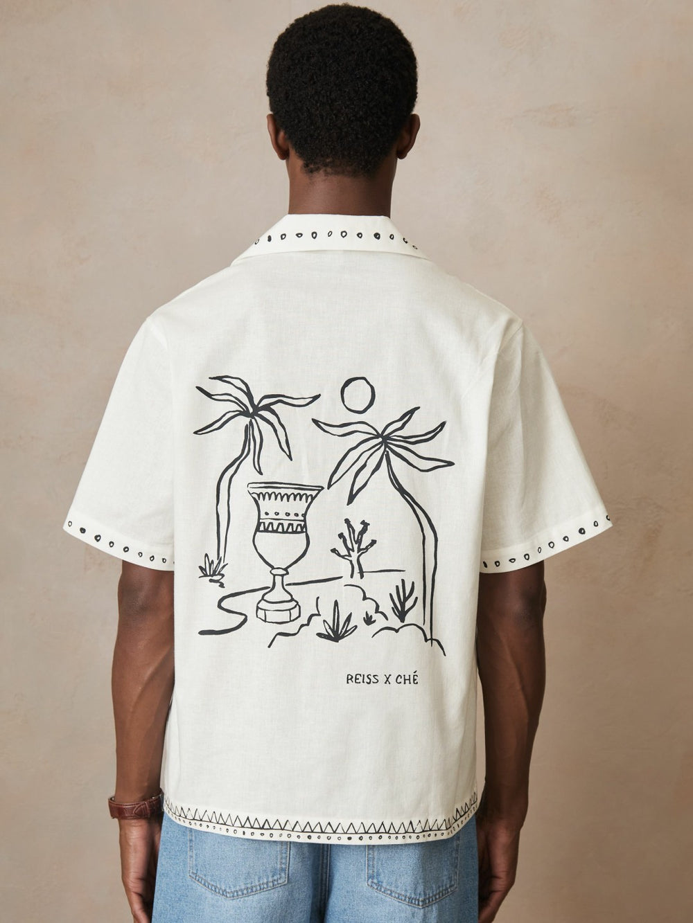 | Ché Cotton-Linen Palm Shirt in White