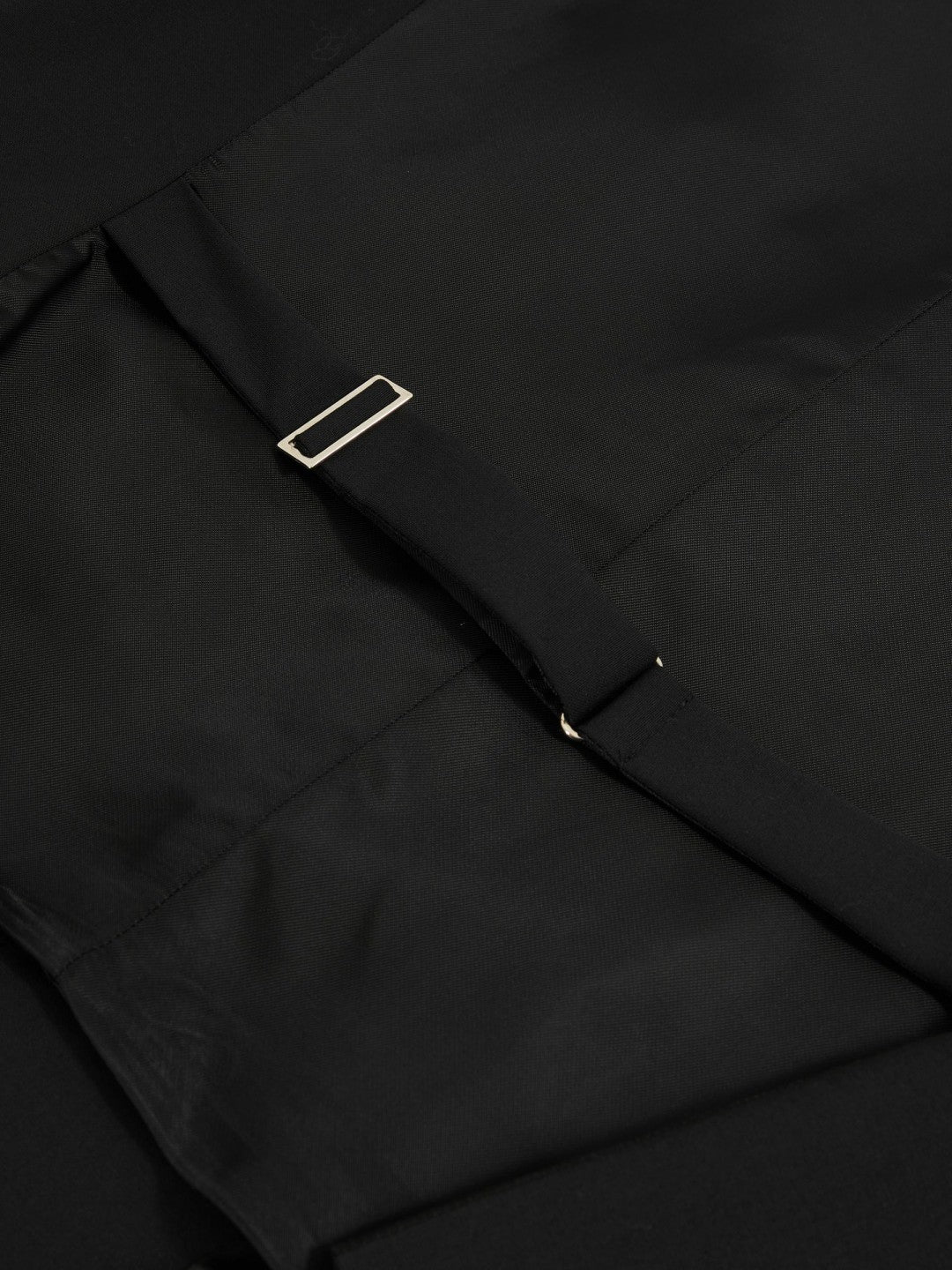 Wool-Blend Slim-Fit Waistcoat in Black