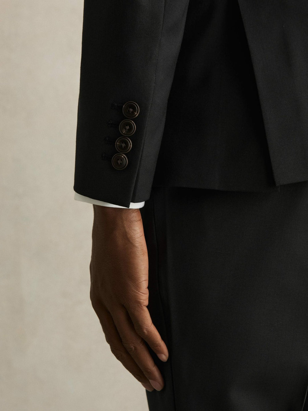 Wool-Blend Single-Breasted Suit Blazer Slim-Fit in Black