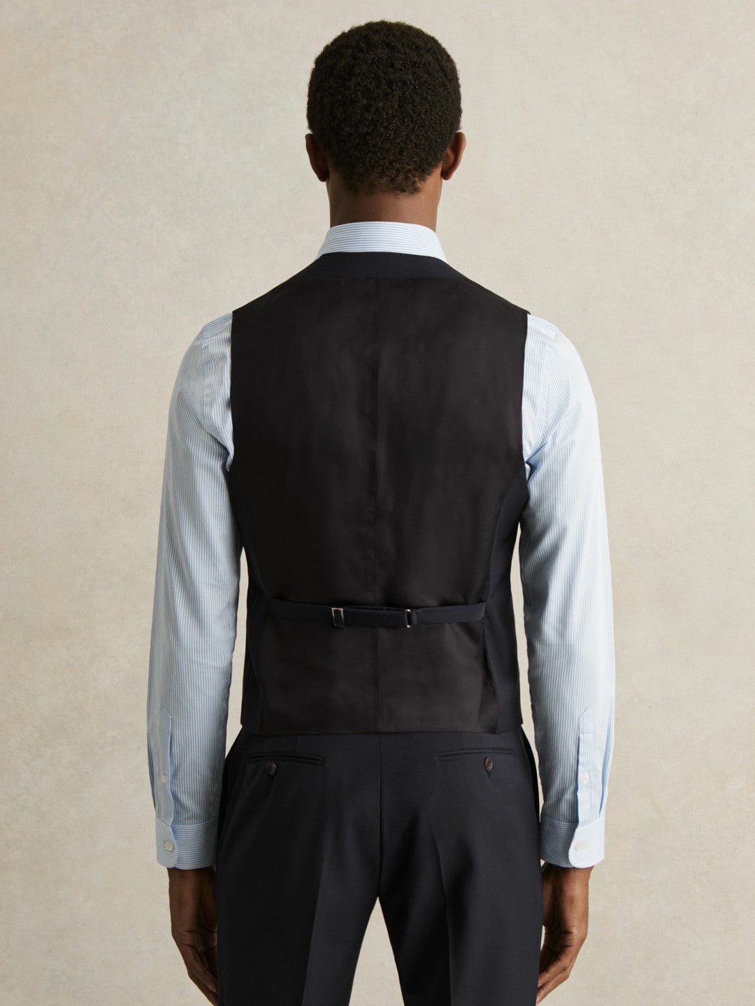 Wool-Blend Slim-Fit Waistcoat in Navy