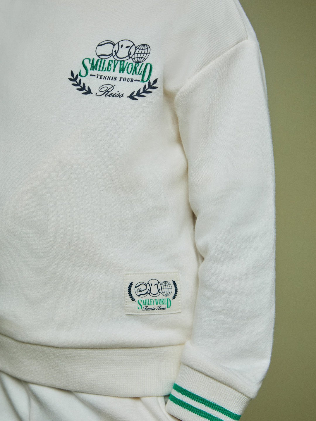 3-9 yrs SmileyWorld Logo Sweatshirt Unisex Fit in White