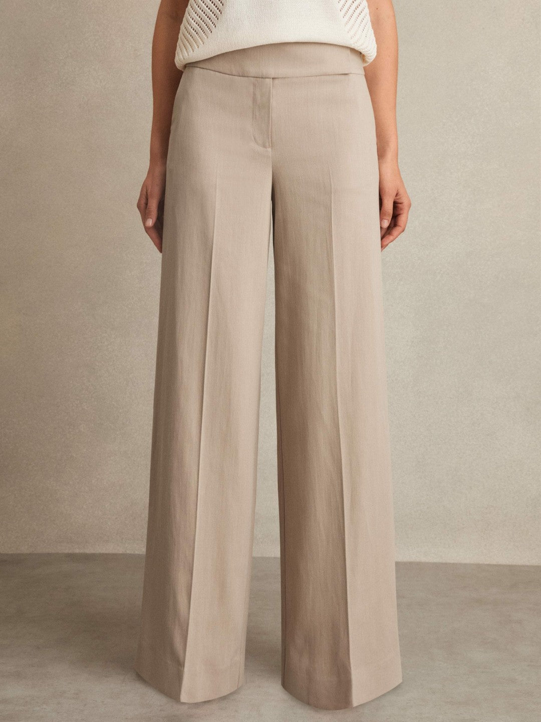 Petite Lyocell-Linen Wide-Leg Trousers in Neutral