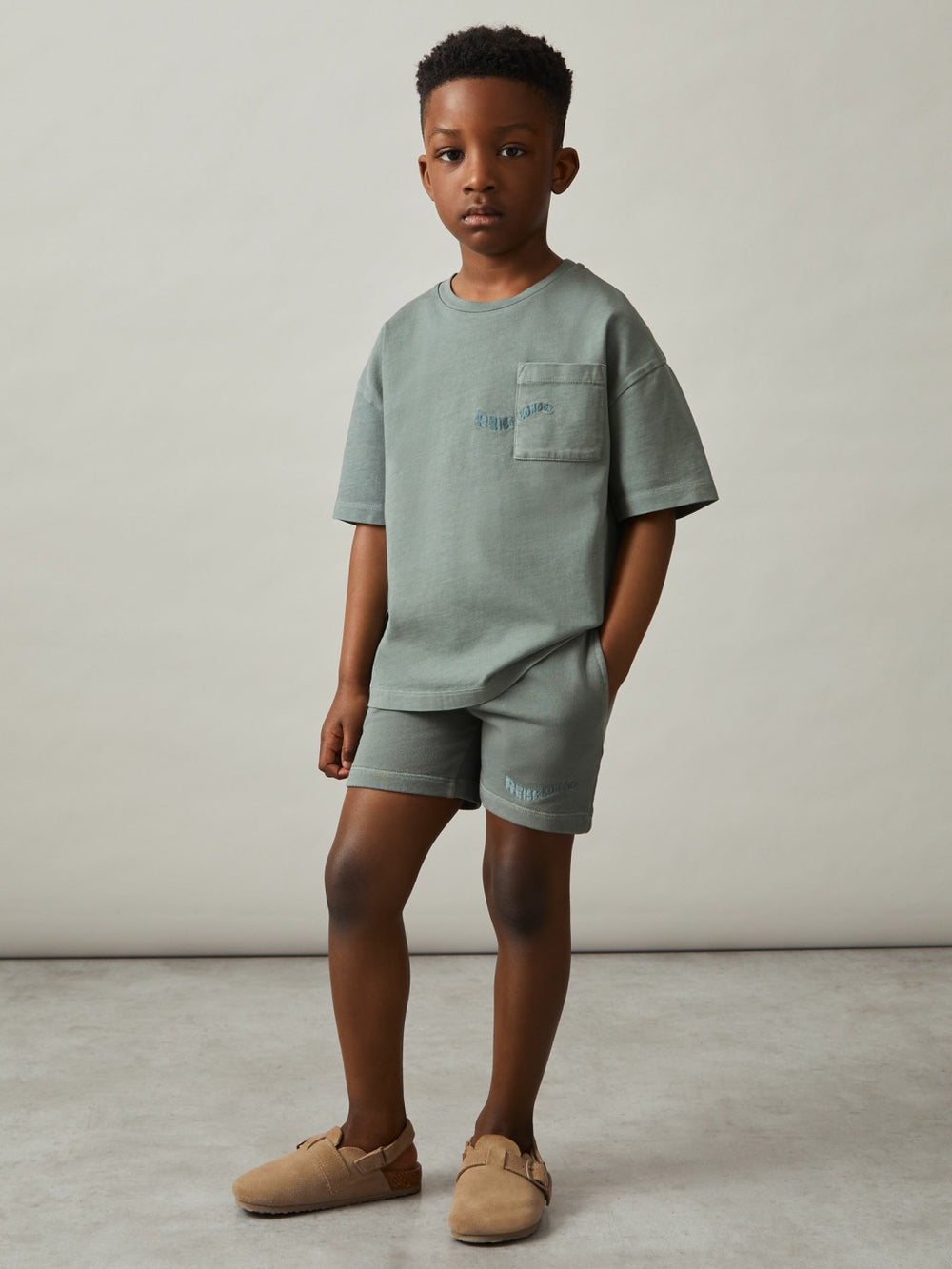 13-14 yrs Cotton Palm-Embroidery Oversize T-Shirt in Washed Sage