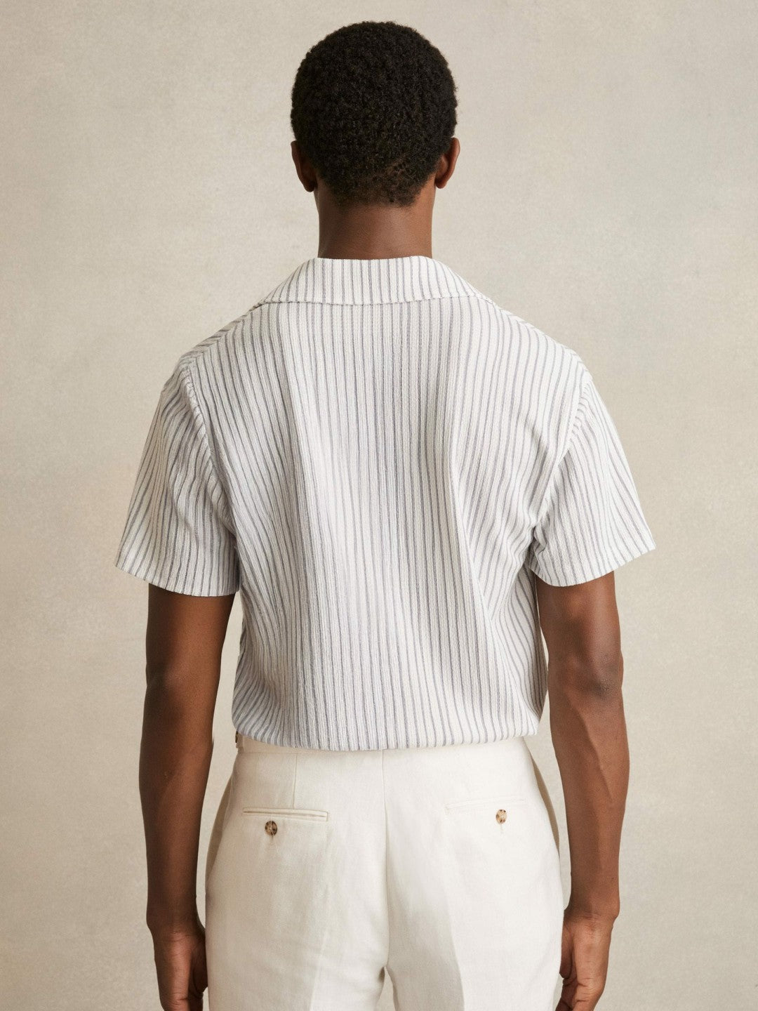 Textured Stripe Cuban Collar Shirt in White/Soft Blue