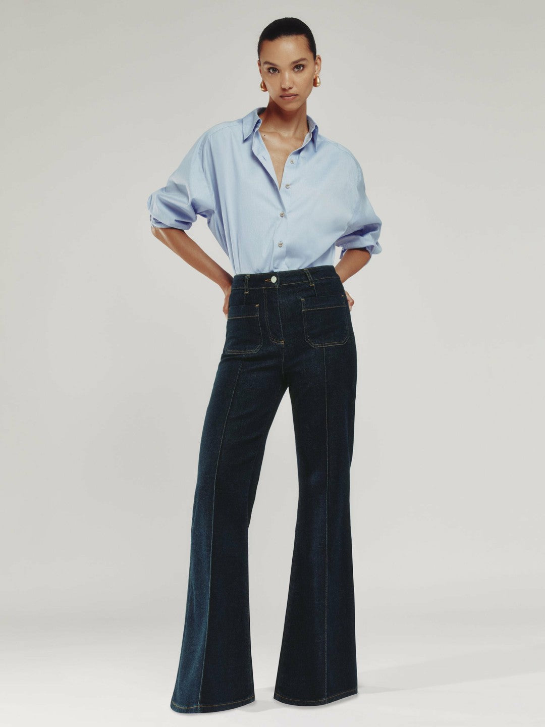 Petite Patch-Pocket Flared Jeans in Dark Blue
