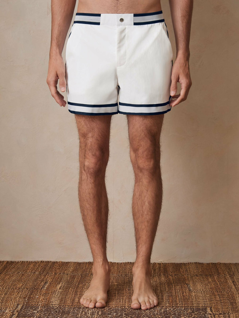 | Ché Stripe-Trim Swim Shorts in White