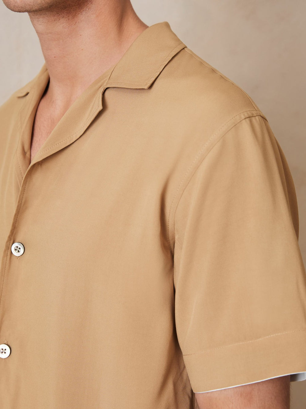 | Ché Stripe-Cuff Shirt in Camel