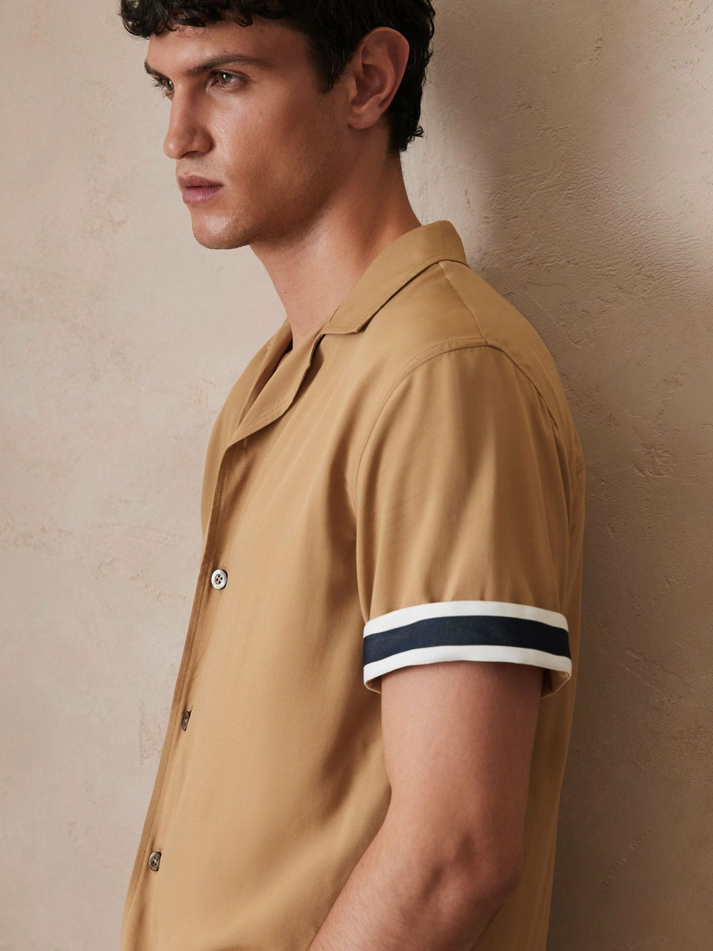 | Ché Stripe-Cuff Shirt in Camel