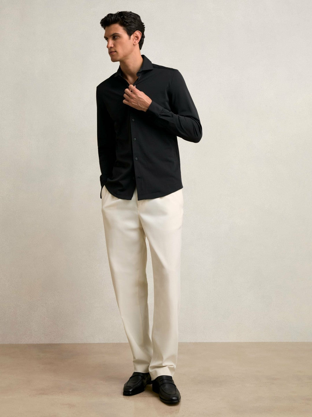 Stretch Jersey Cutaway-Collar Shirt in Black