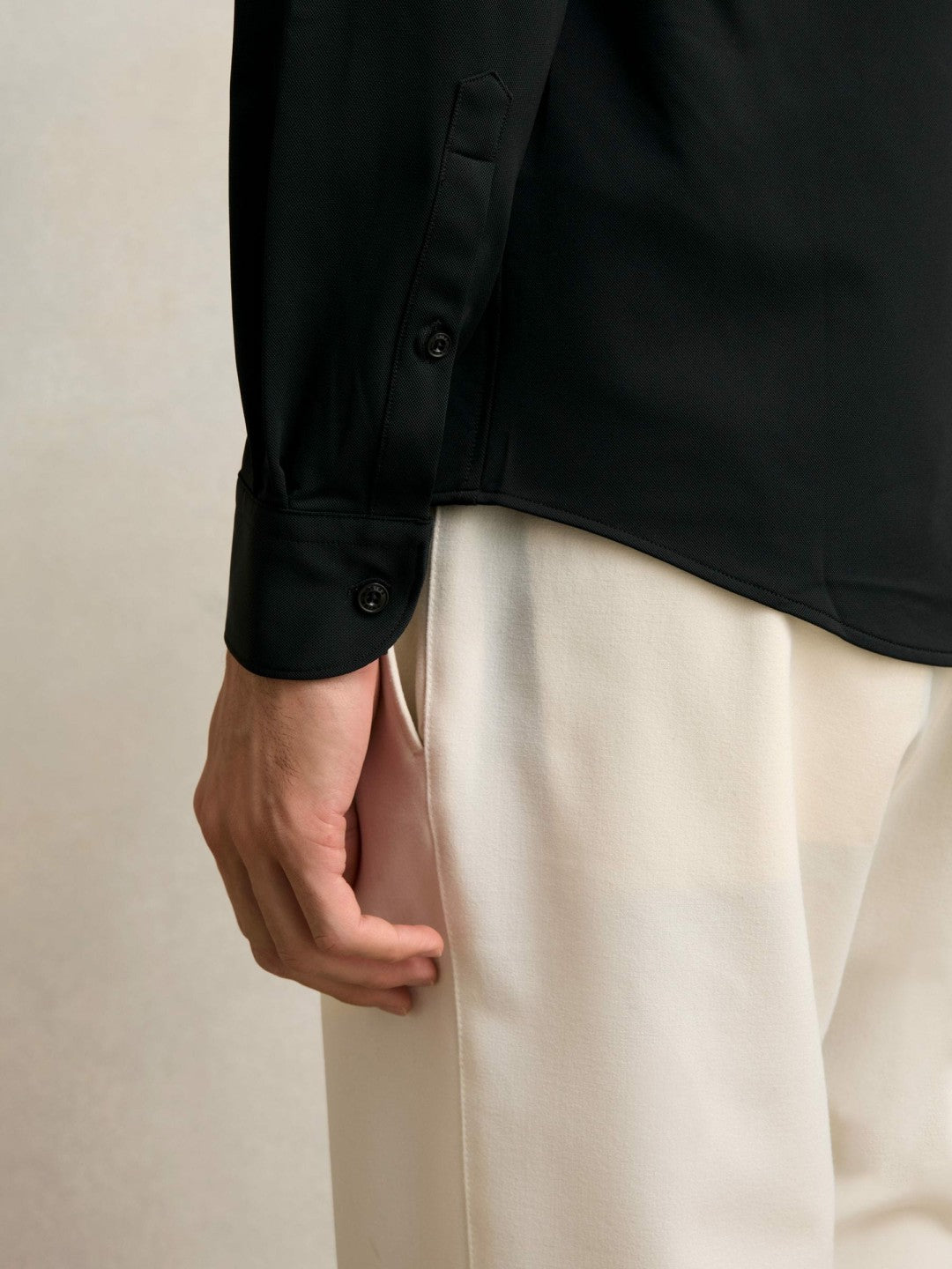 Stretch Jersey Cutaway-Collar Shirt in Black