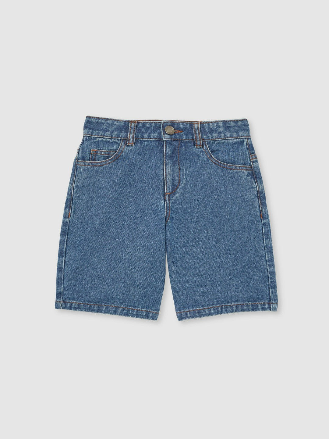 Jeans in Mid Blue