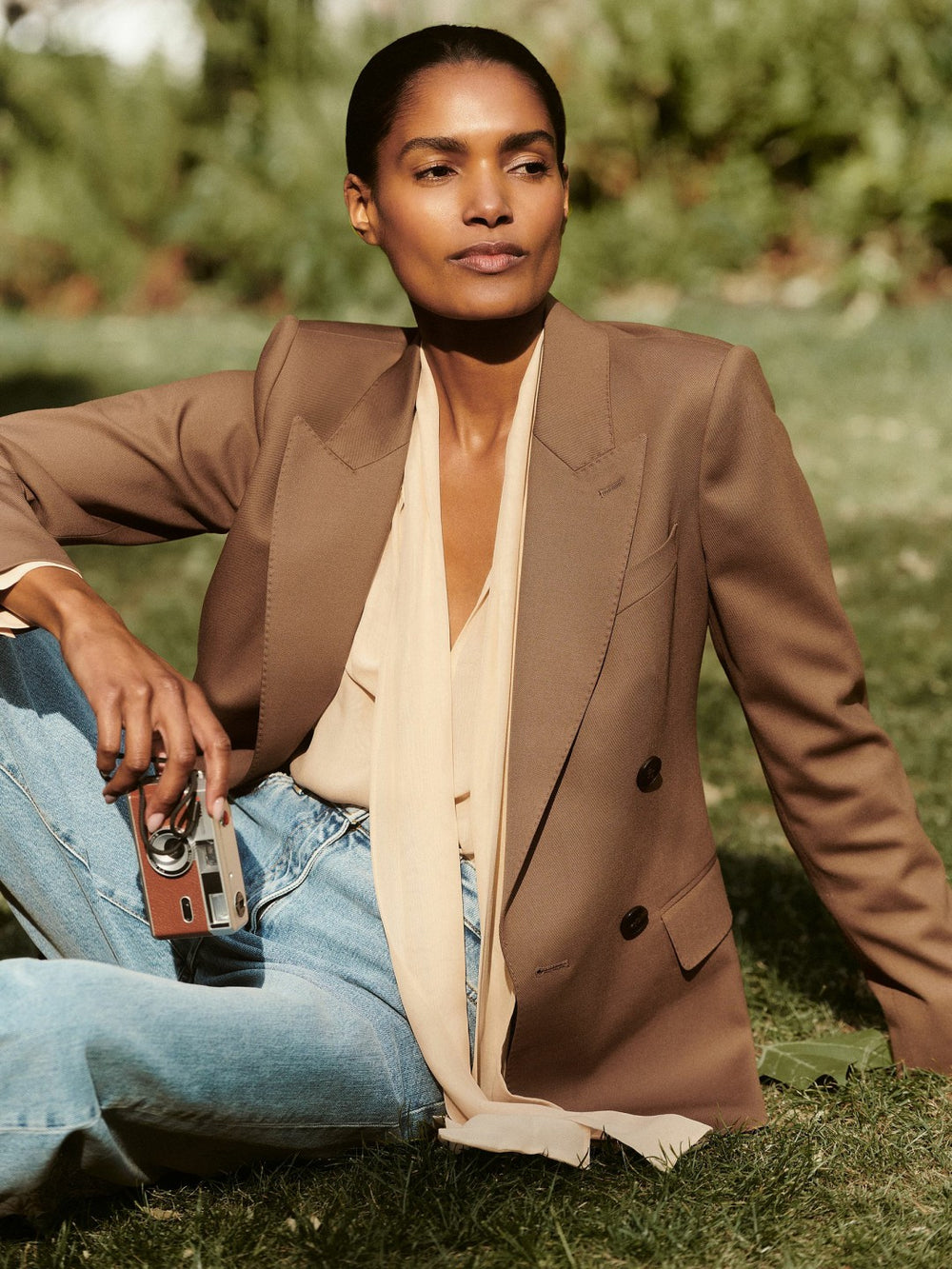 Petite Wool-Blend Double-Breasted Suit Blazer in Tan