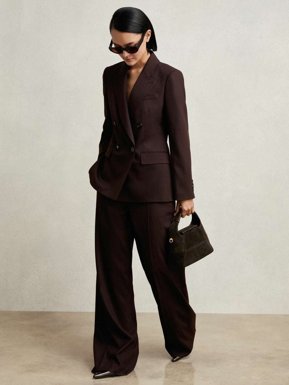 Wool-Blend Double-Breasted Suit Blazer in Aubergine