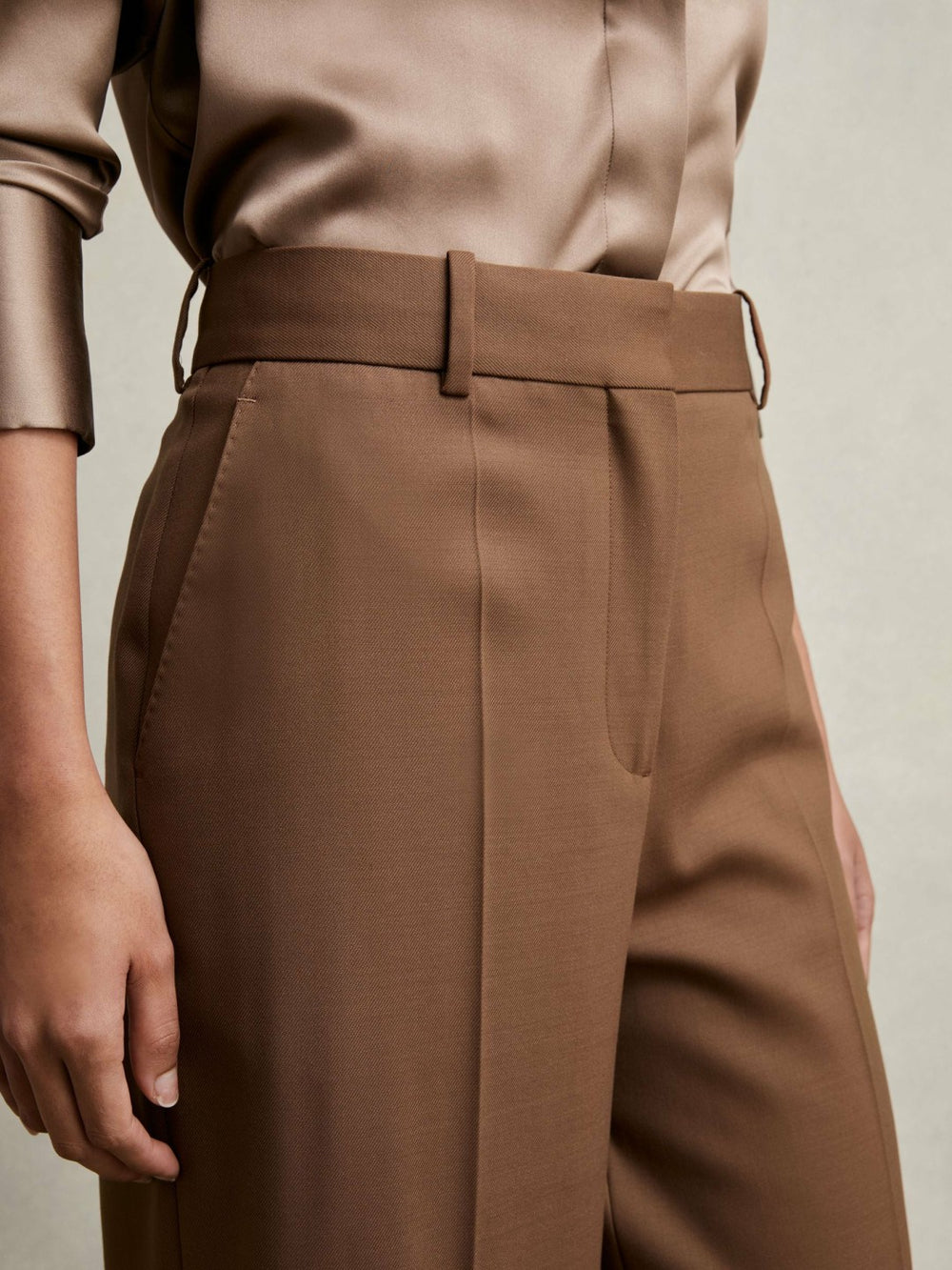 Wool-Blend Wide-Leg Suit Trousers in Tan