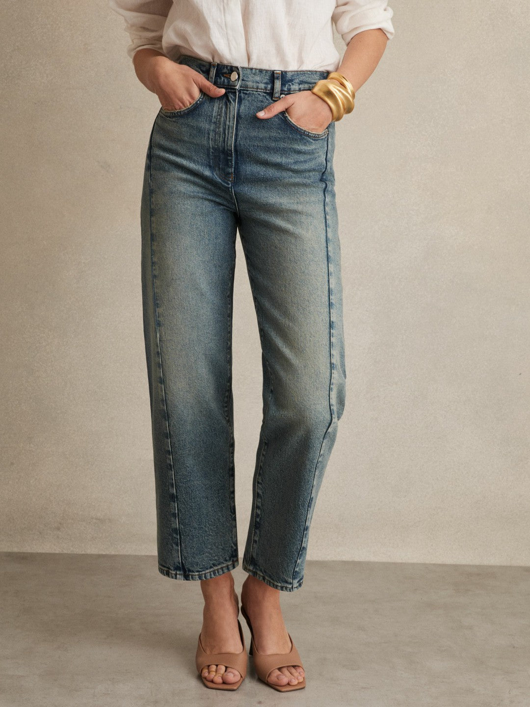 Petite Barrel-Leg Seam Jeans in Mid Blue