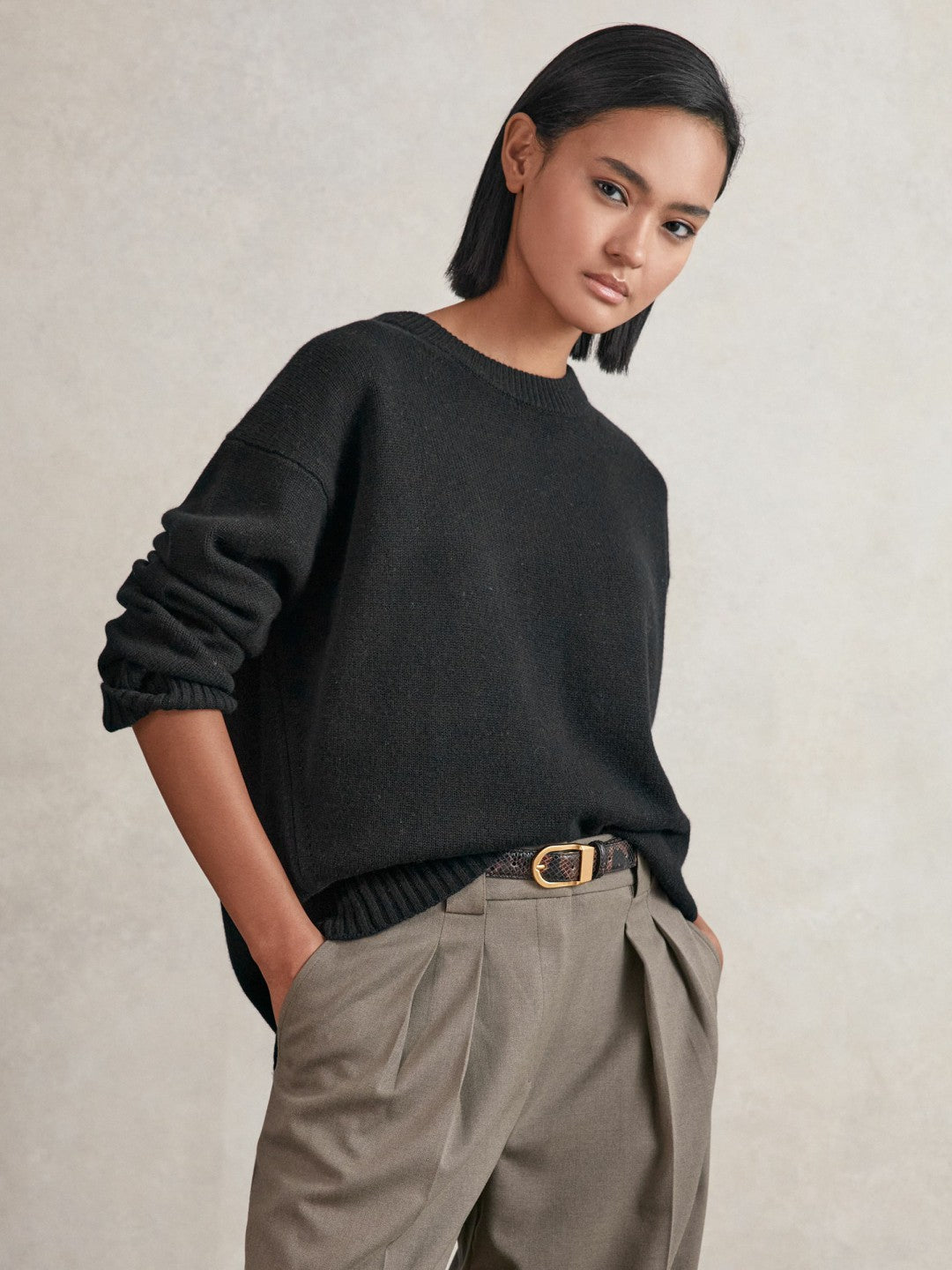 Wool-Cashmere Crew-Neck Jumper in Black