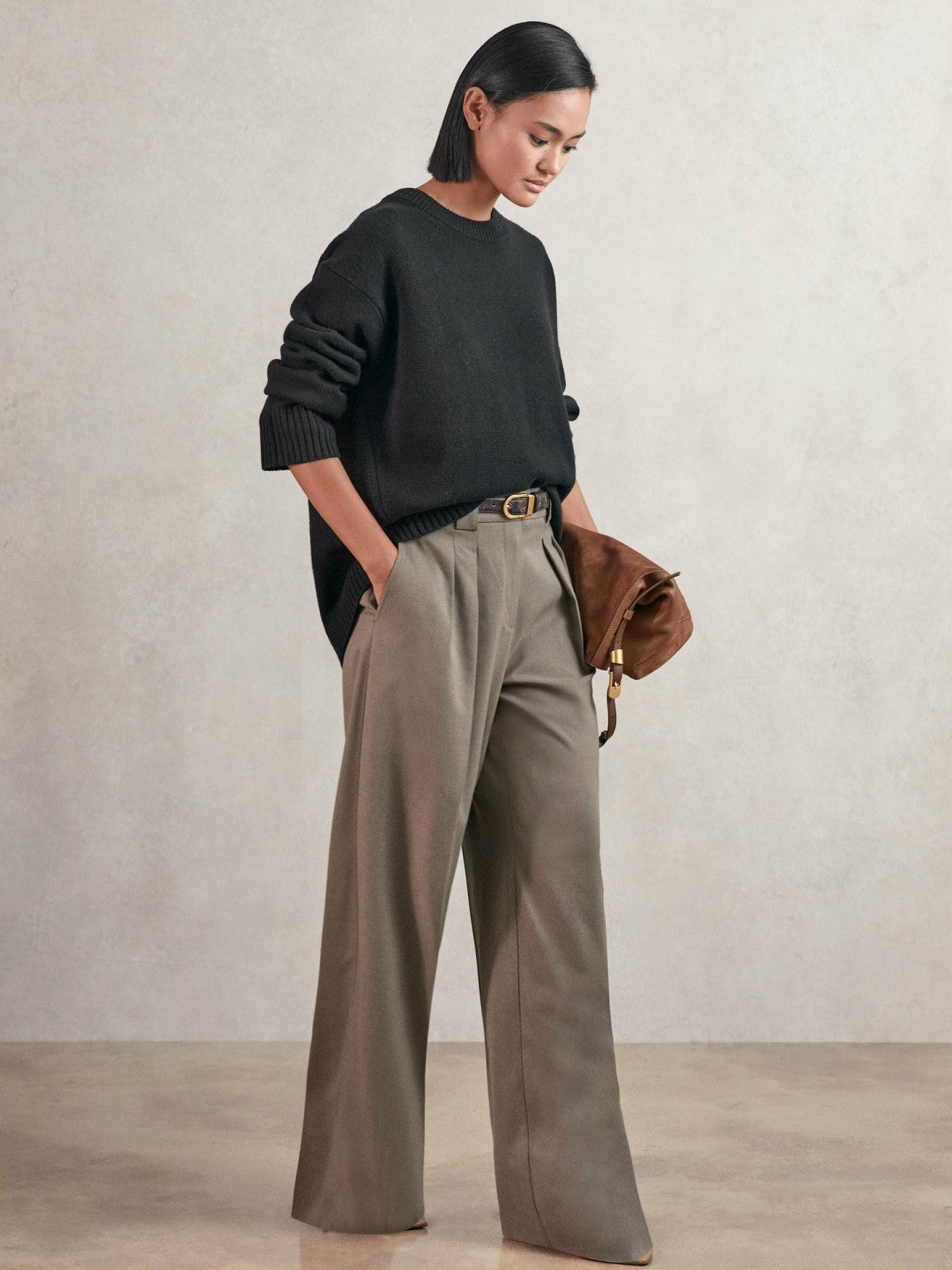 Wool-Cashmere Crew-Neck Jumper in Black