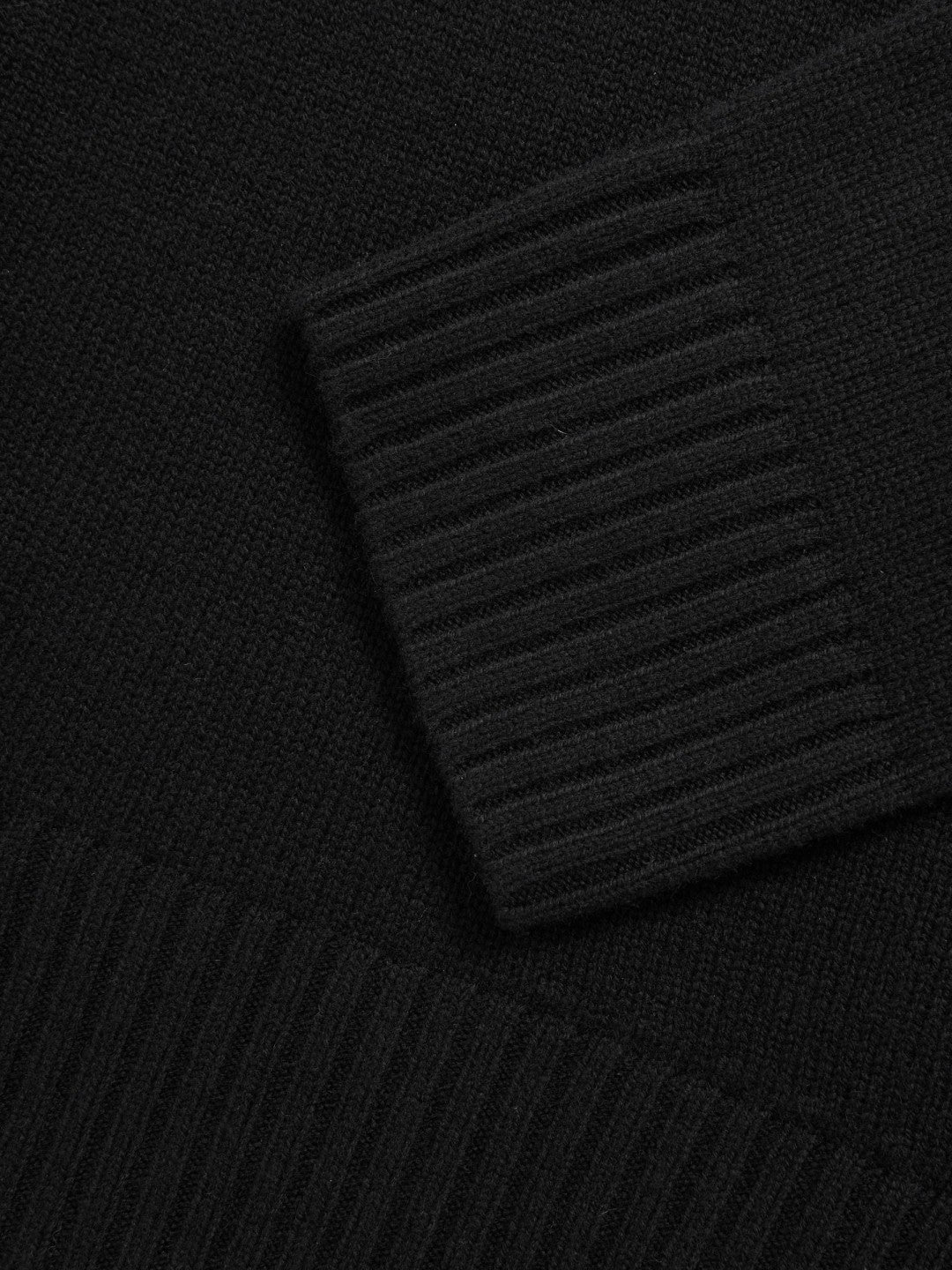 Wool-Cashmere Crew-Neck Jumper in Black