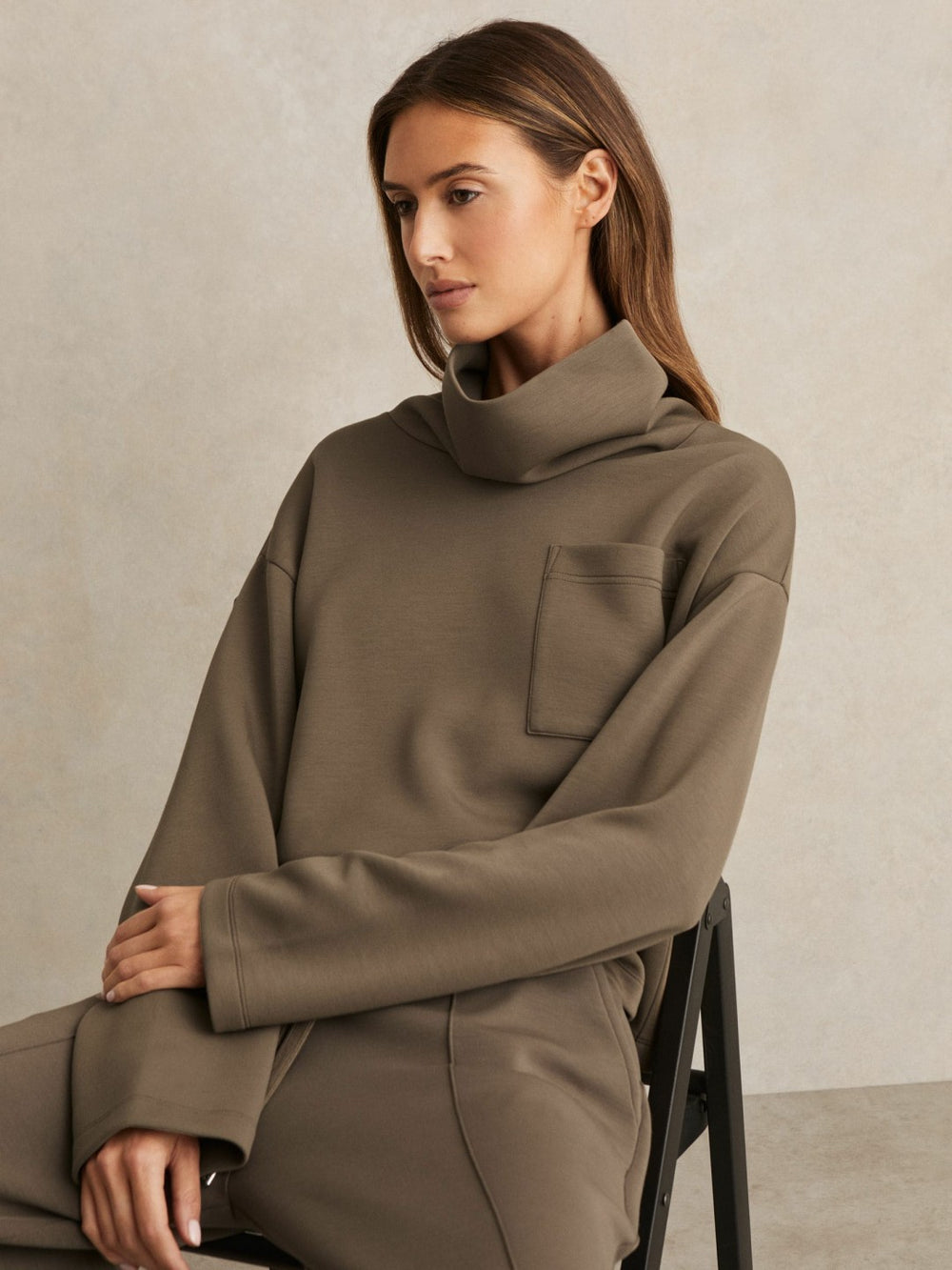 Interlock Jersey Funnel Neck Sweatshirt in Khaki Green