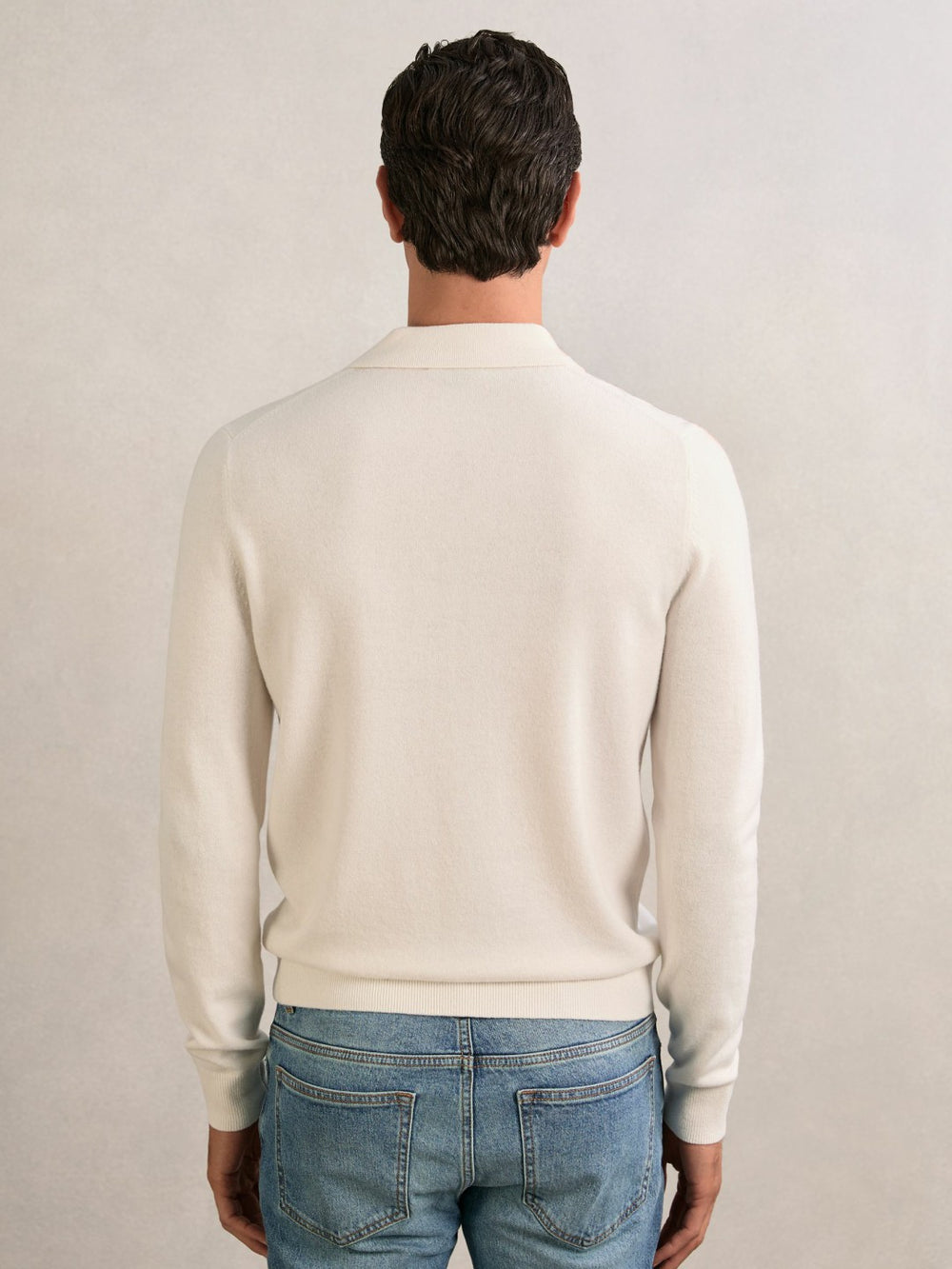 Wool V-Stitch Button-Through Cardigan in Off White