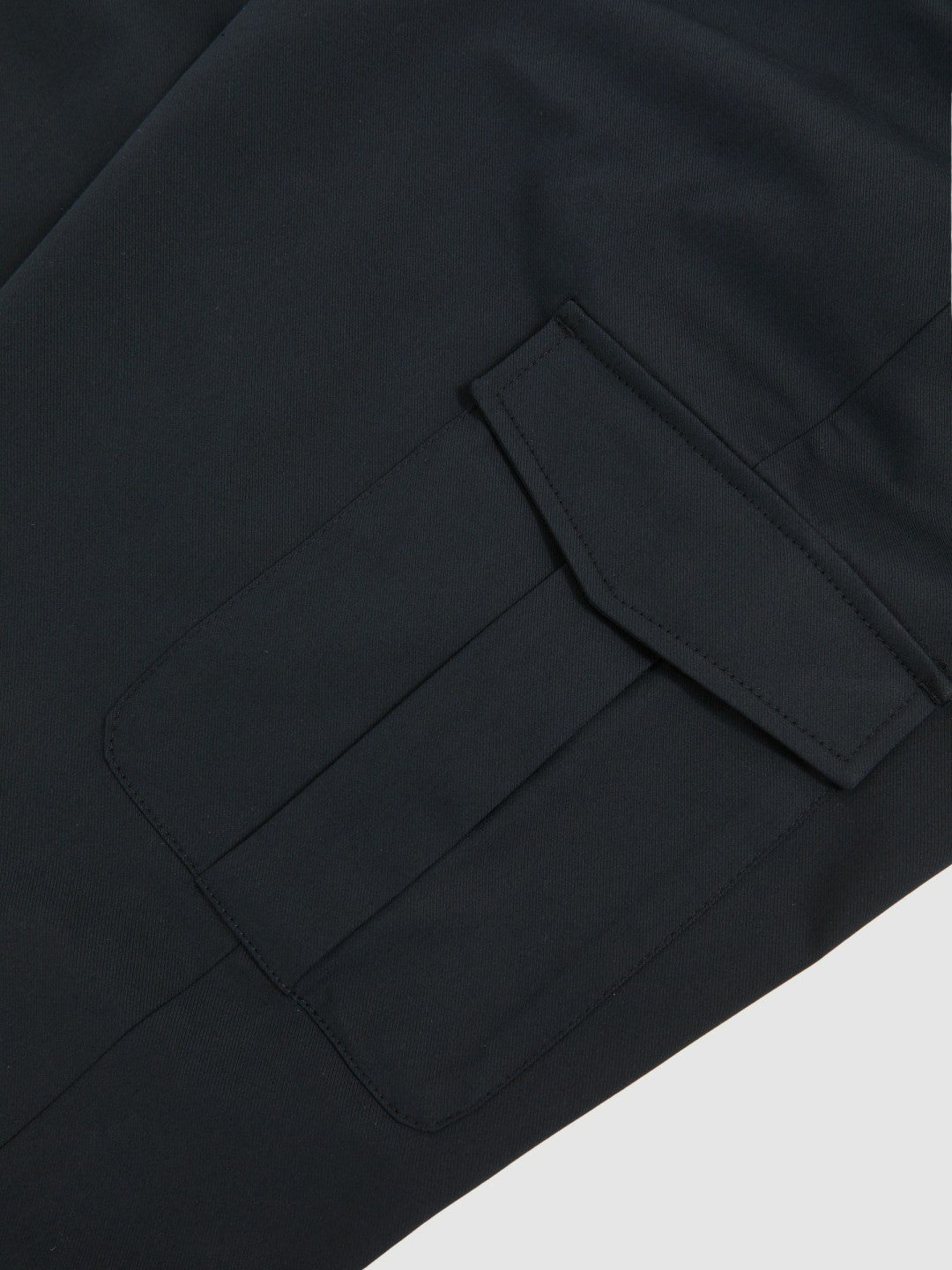 Cotton-Lyocell Cargo Trousers in Navy